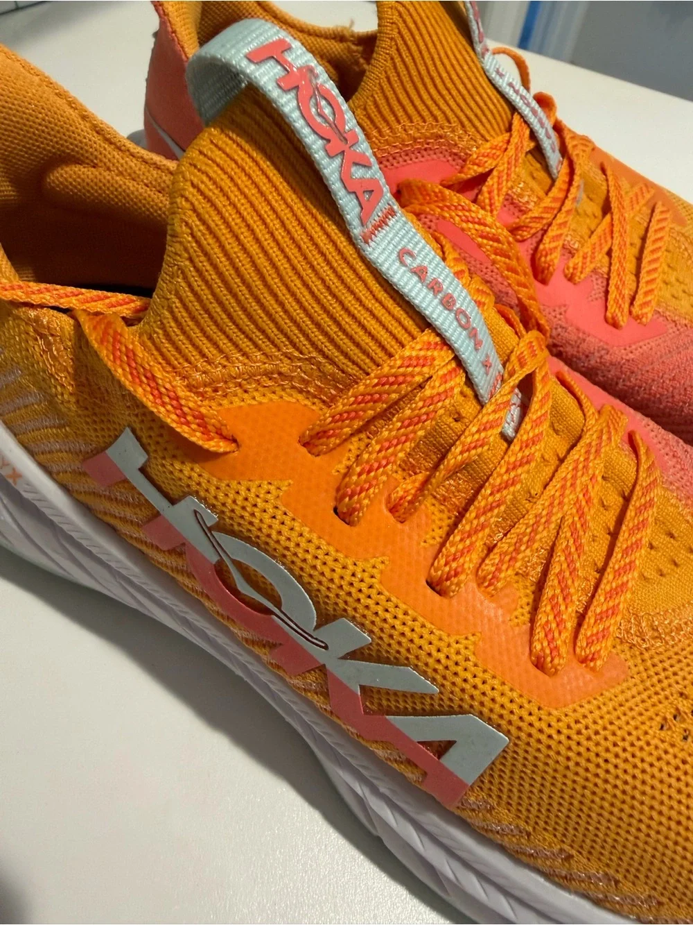 Brand New! Hoka Carbon X Performance Running Shoe Size 9